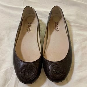 6.5 Michael Kors Brown Flats